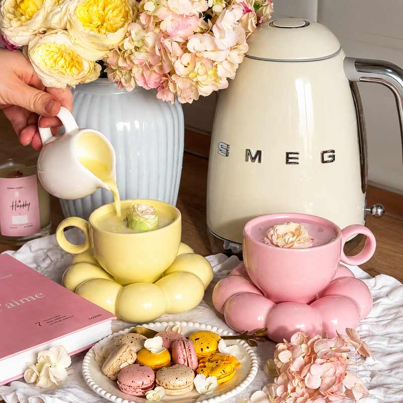 Glossy Bubble Cup & Saucer Set – Ceramic Coffee & Tea Cup detail view